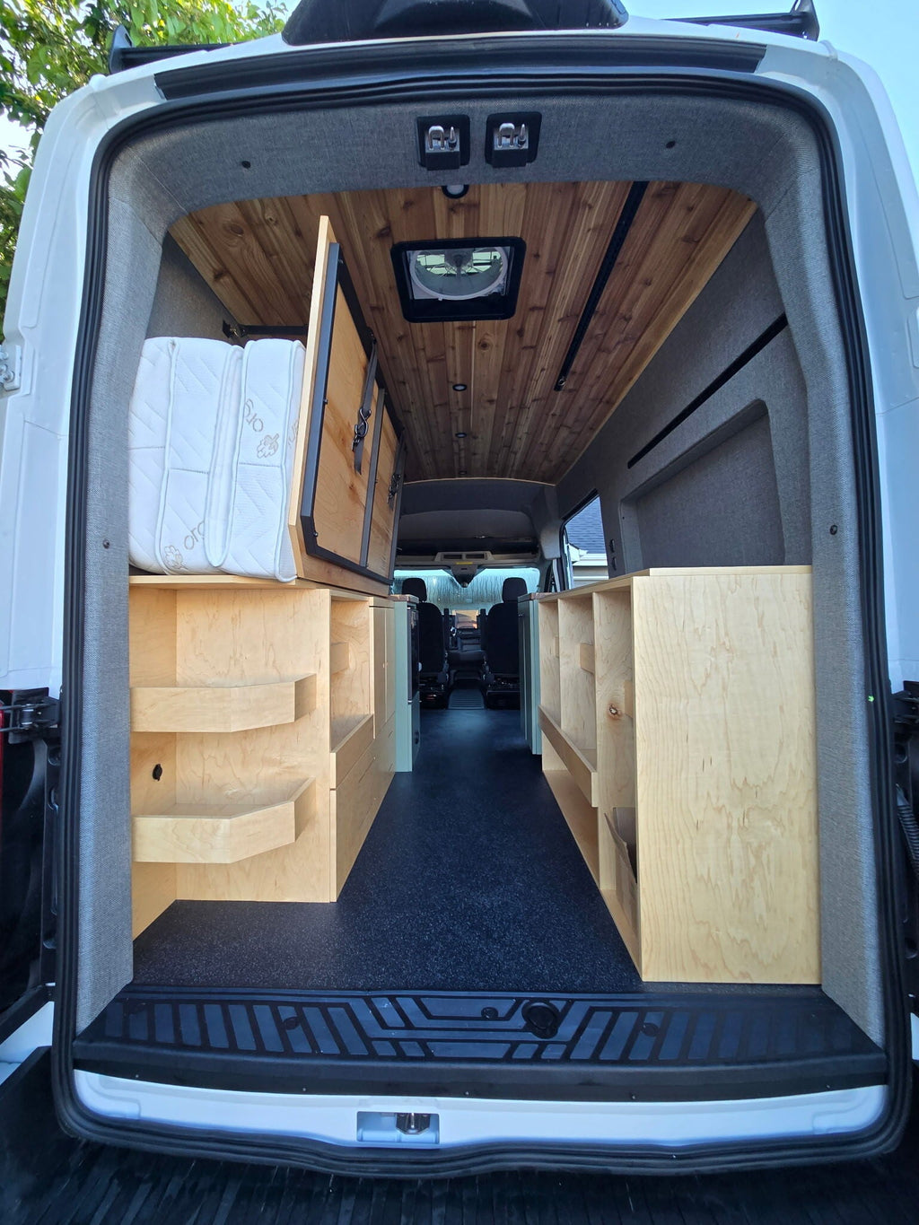 GoCode Ford Transit High Roof D Pillar Trim Kit