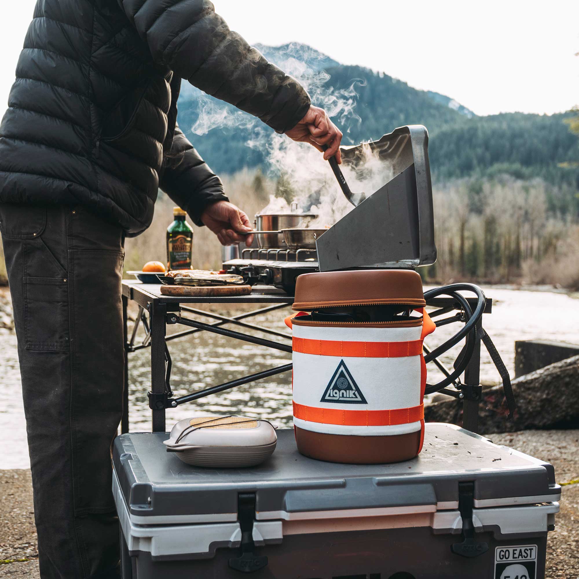 Gas Growler 3.8 Deluxe - Out There Vans, LLC