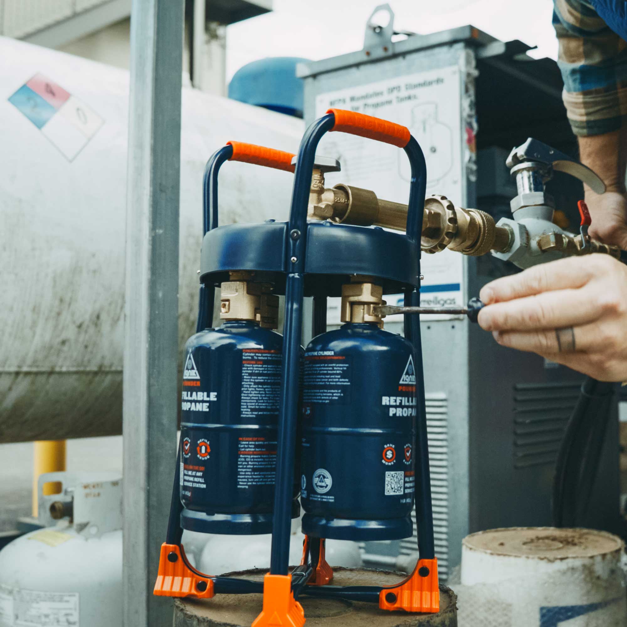 TapRack Refillable Propane System - Out There Vans, LLC