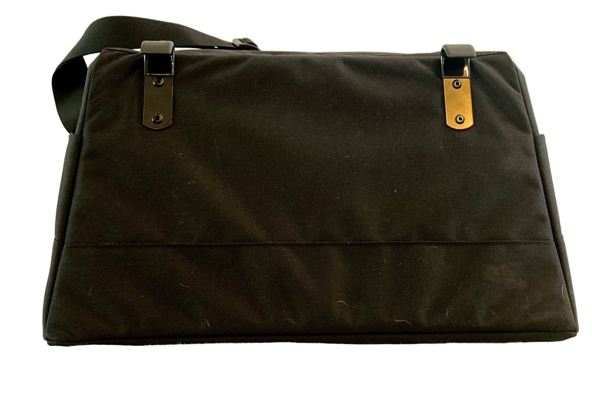 Van Wife Components 18" Hanging Bag - Out There Vans, LLC