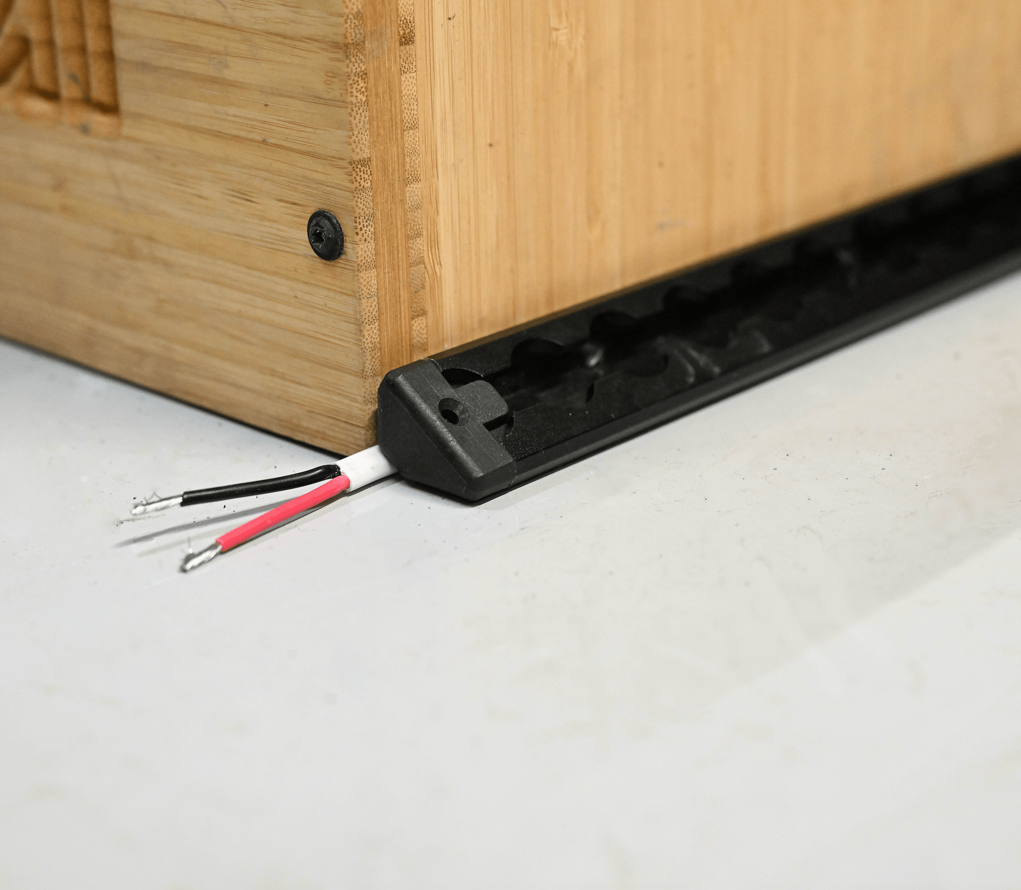 VanEssential Raw Corner Venture L - Track (2 Pack) - Out There Vans, LLC