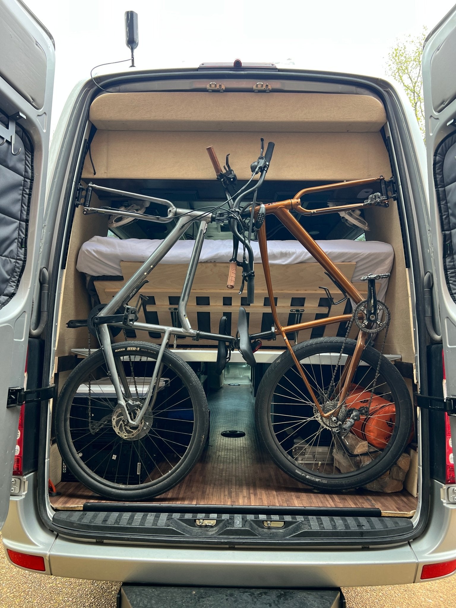 VanEssential Rectangle Venture L - Track (2 Pack) - Out There Vans, LLC