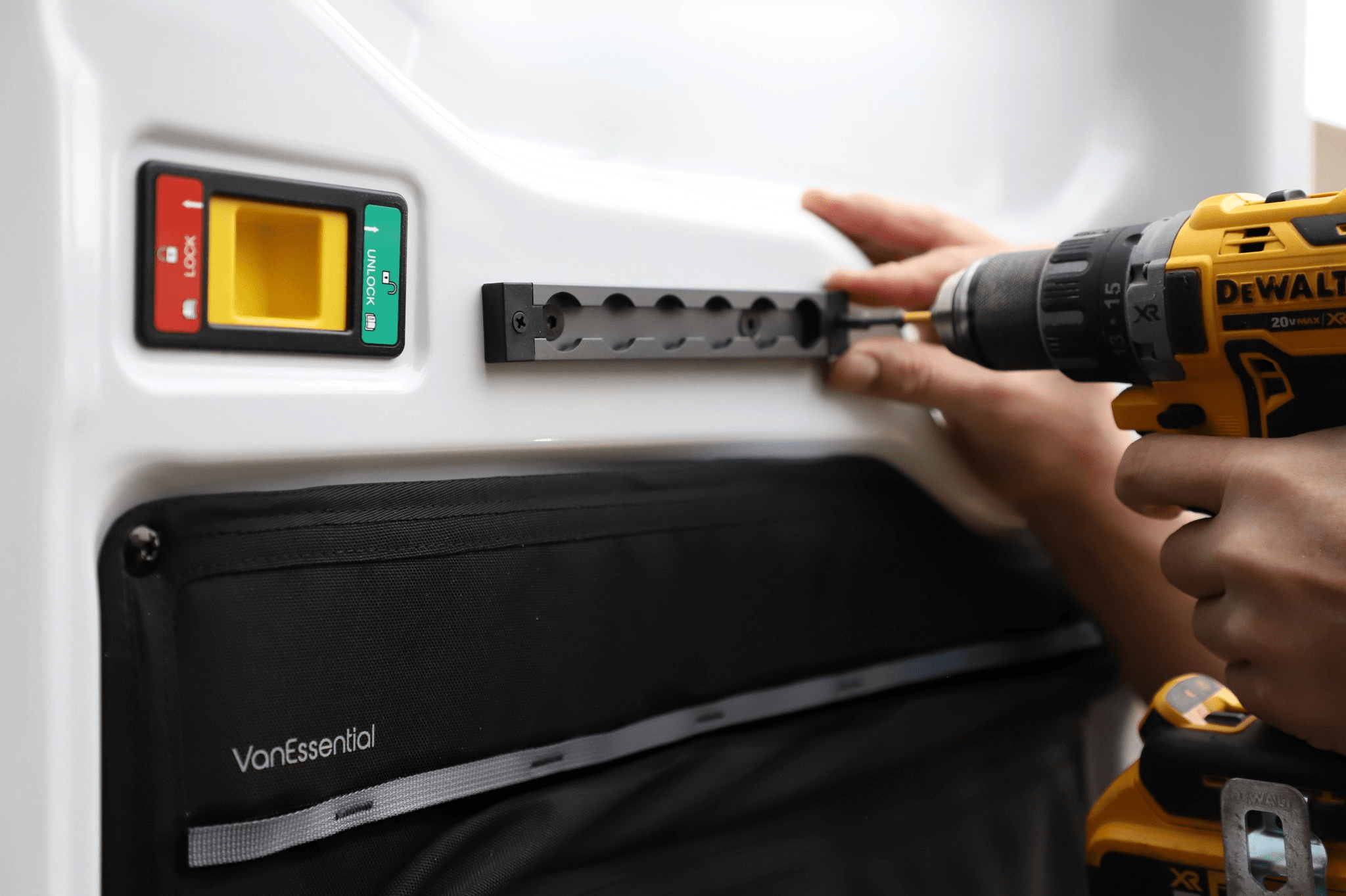 VanEssential Rectangle Venture L - Track (2 Pack) - Out There Vans, LLC