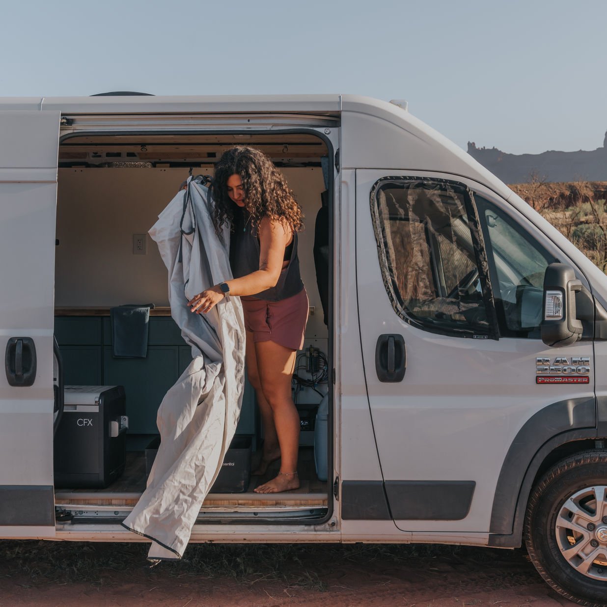 VanEssential Venture Clean Shower Set - Out There Vans, LLC